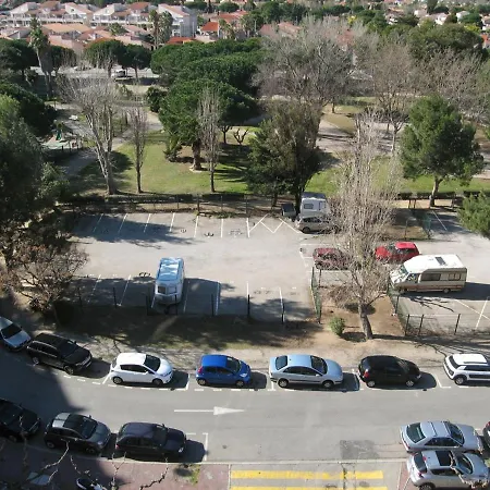Bel T2 Avec Parking, Clim, Proche Et Commerces, Saint-cyprien - Fr-1-106-71 *