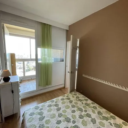 Bel T2 Avec Parking, Clim, Proche Et Commerces, Saint-cyprien - Fr-1-106-71 Apartment *